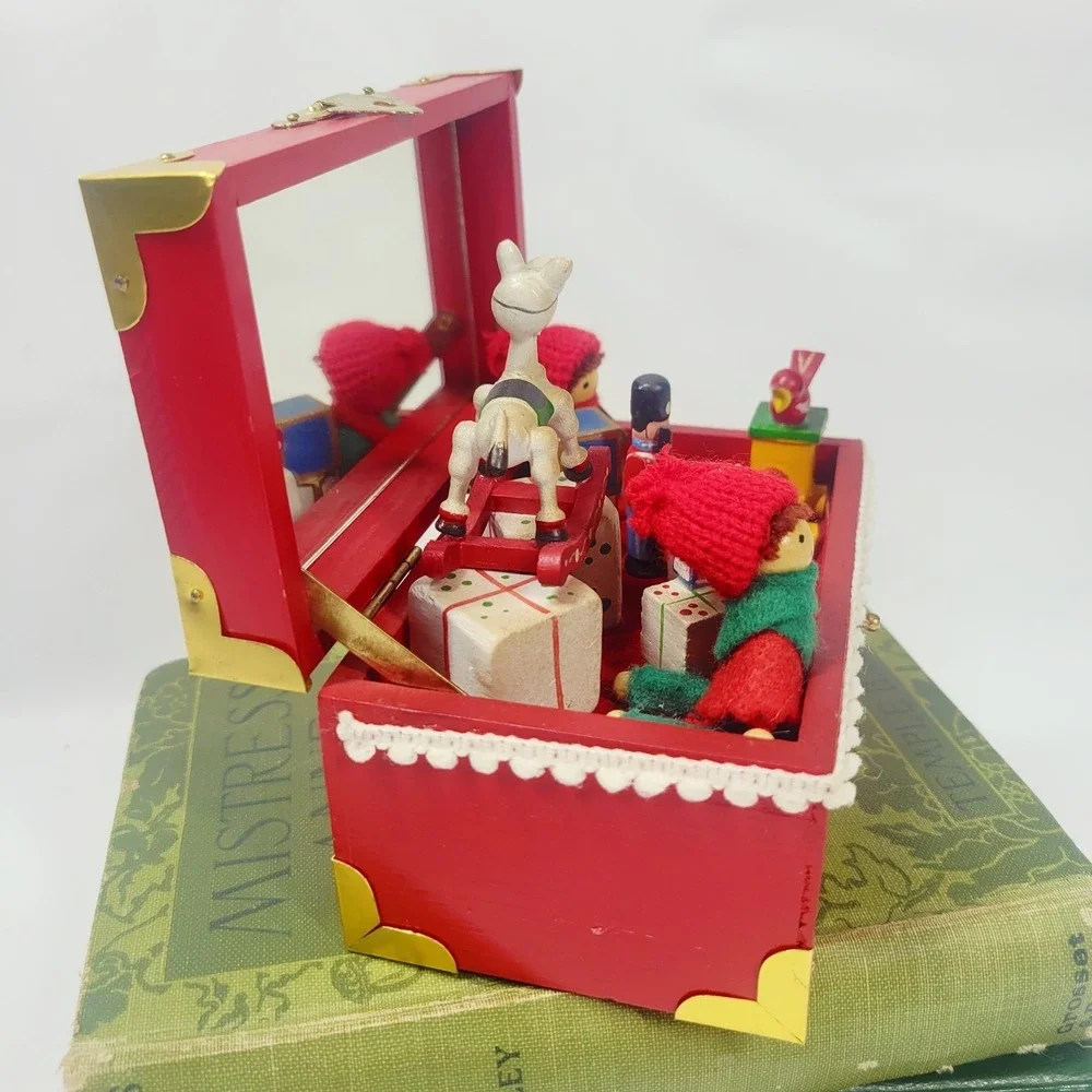 Vintage Christmas Music Box Plays‎ Toy Land Wooden Toys Red